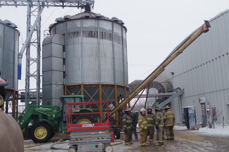 Une erreur humaine a causé un incendie dans un silo, tôt mardi.