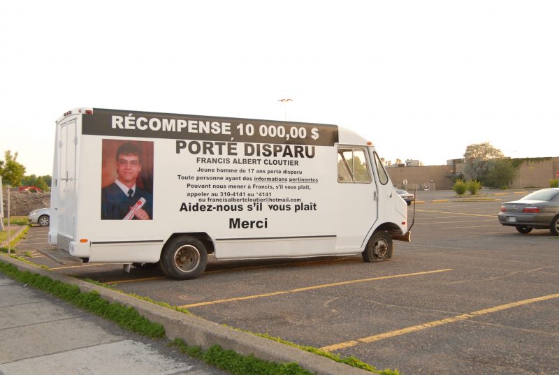 À un certain moment, la famille de Francis Albert-Cloutier faisait circuler ce camion pour stimuler la collecte d'information.