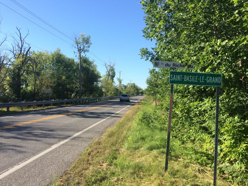 Le sentier Oka–Mont-Saint-Hilaire doit passer par la route 223 entre McMasterville et Saint-Basile-le-Grand.