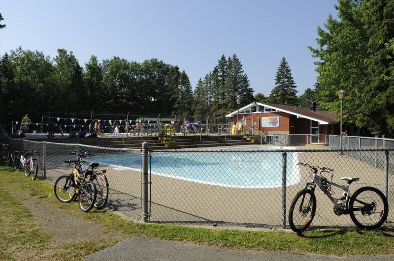 88% des répondants du sondage ont préféré l’option de la réfection de la piscine plutôt que son remplacement par des jeux d’eau.