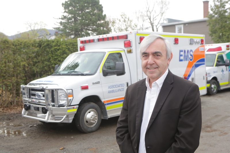 Alain Brunelle, président et chef de la direction de Demers Ambulances. Photo Robert Gosselin | L’Œil Régional ©