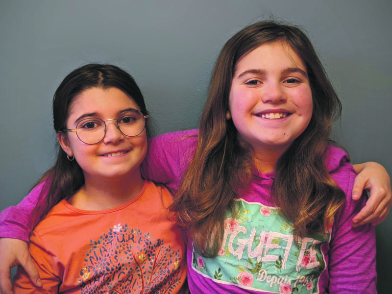 Violette et Marguerite Laliberté, 10 ans et 12 ans. Photo gracieuseté.