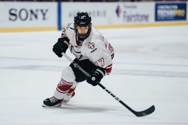 Christine Deaudelin dans l’uniforme de la Force de Montréal. Photo gracieuseté