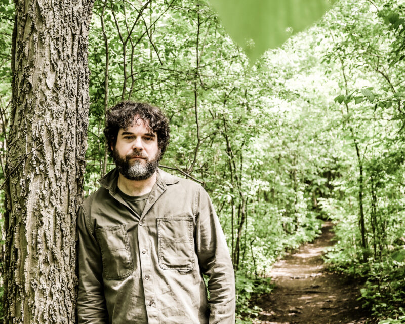 L’acteur Pierre-Luc Brillant, qui a grandi à Mont-Saint-Hilaire, s’apprête à lancer un premier album solo, Des compositions. Photo Marie-Claude Meilleur