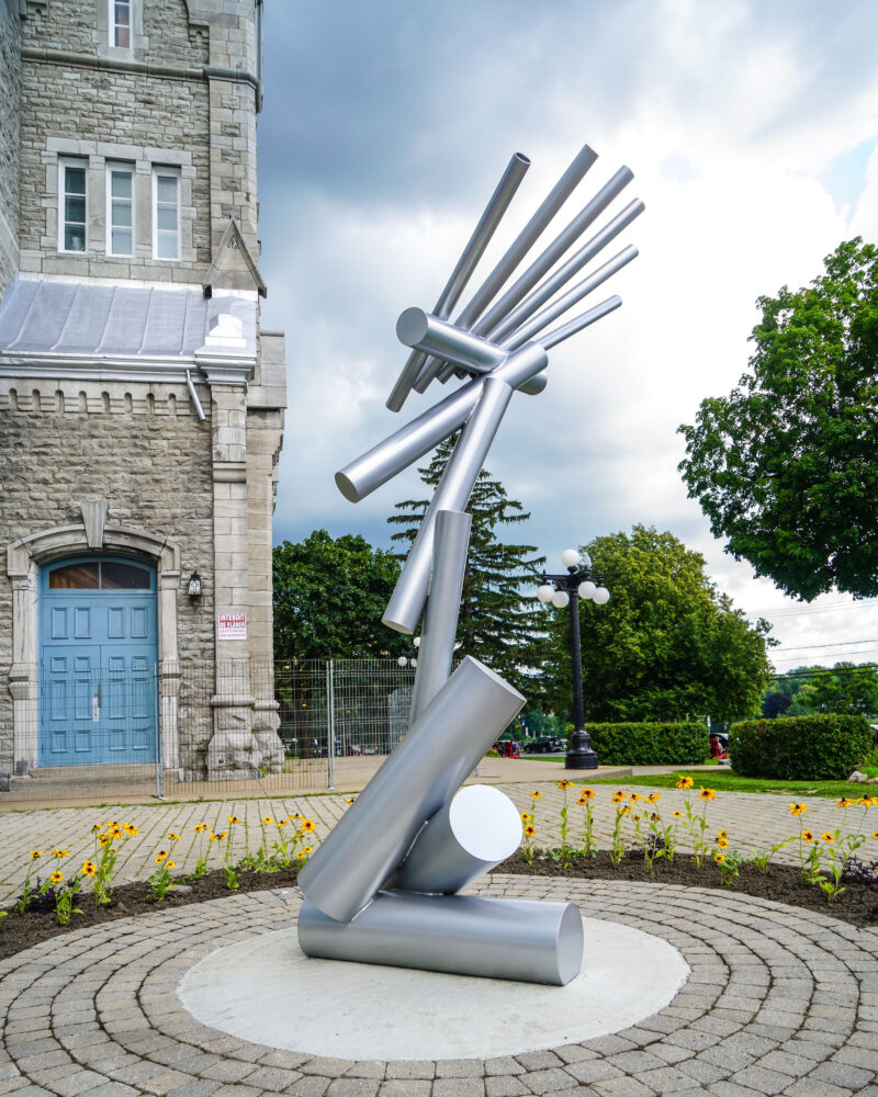 La sculpture Portés par le vent de Boris Pintado n’est que la plus récente œuvre d’art public à avoir été inaugurée sur le territoire de Belœil, l’été dernier. Photothèque | L’Œil Régional ©