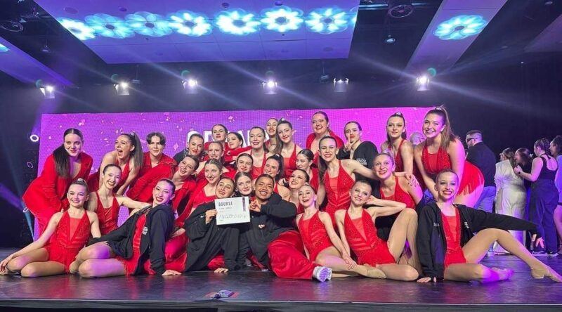 Le numéro « Fuego » du Studio Innova Danse, de Saint-Basile-le-Grand, a terminé troisième au prestigieux showcase de Hit the Floor Saint-Hyacinthe, une grande fierté pour la troupe. Photo gracieuseté