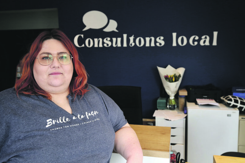 Audrey Gilker, propriétaire de Consultons local, se dit touchée par la hausse de son compte de taxes, au point de se demander si sa jeune entreprise va survivre. Photo Robert Gosselin | L’Œil Régional ©