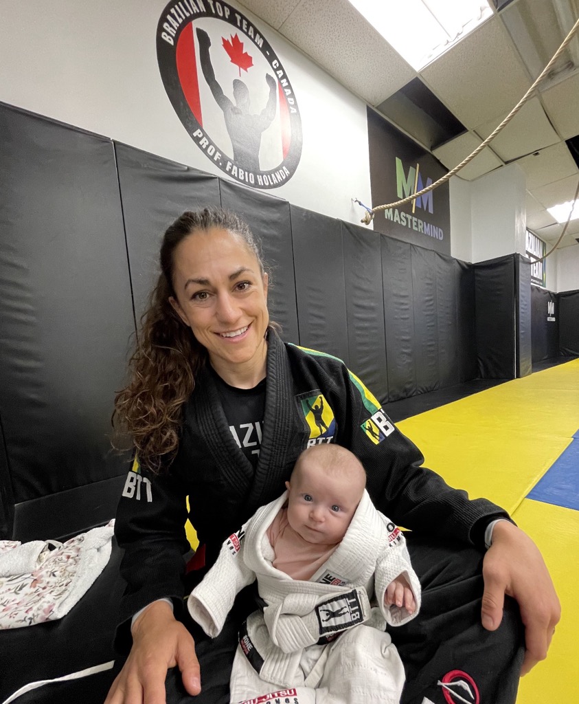 Corinne Laframboise au gym en compagnie de sa fille Aurélie. Photo gracieuseté