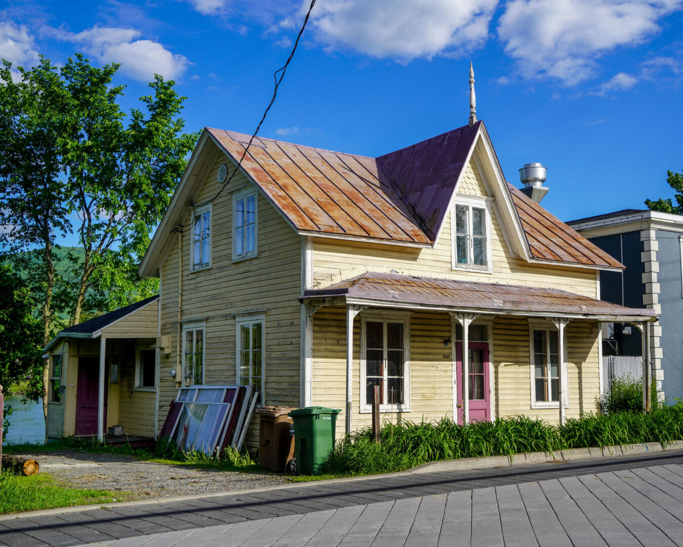 Le carnet de santé rédigé par ERA Architectes estime sommairement à 150 000 $ les travaux requis pour restaurer la maison du Bedeau, une conclusion que ne partagent pas les propriétaires. Photothèque | L’Œil Régional ©