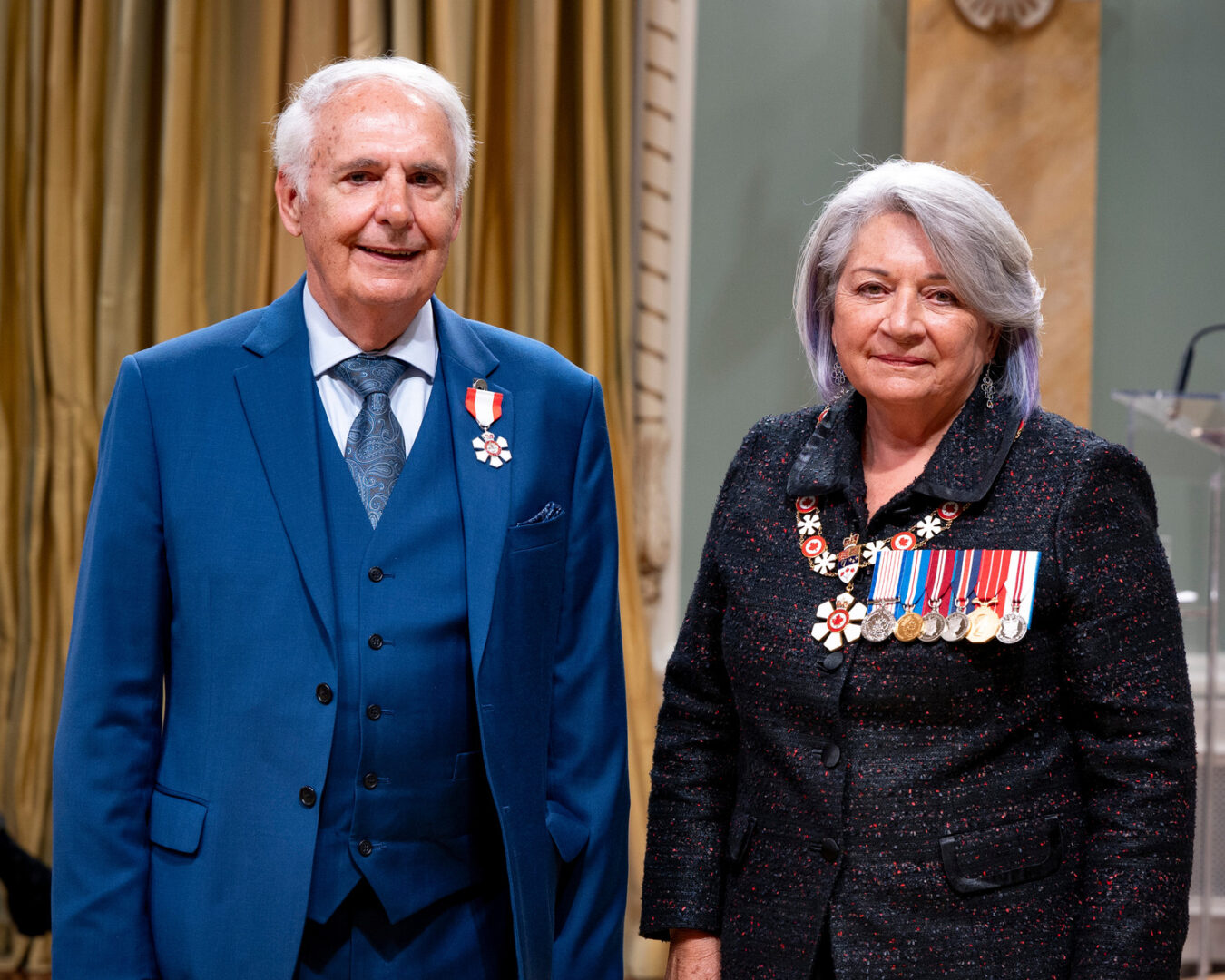 GG07-2024-0239

Her Excellency the Right Honourable Mary Simon, Governor General of Canada, invested 4 Companions (C.C.), 20 Officers (O.C.) and 29 Members (C.M.) into the Order of Canada during a ceremony at Rideau Hall on October 3, 2024

***

Son Excellence la très honorable Mary Simon, gouverneure générale du Canada, a investie 4 compagnons (C.C.), 20 officiers (O.C.) et 29 membres (C.M.) au sein de l’Ordre du Canada lors d’une cérémonie à Rideau Hall le 3 octobre 2024. 

Credit/Mention de source : MS/La Matc Anne-Marie Brisson, Rideau Hall, OSGG-BSGG Ottawa, Ontario, Canada