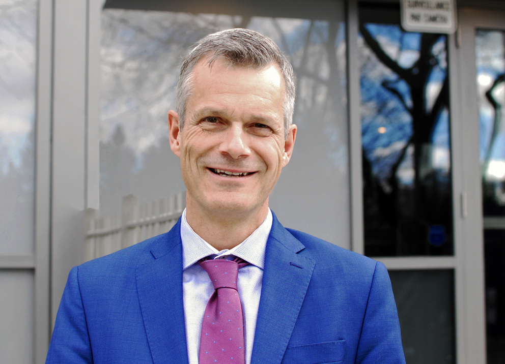 Avant d’annoncer sa retraite à la tête du Centre de services scolaire des Patriotes, Luc Lapointe a parlé à L’ŒIL au sujet de différents projets d’école dans la région. Photo gracieuseté
