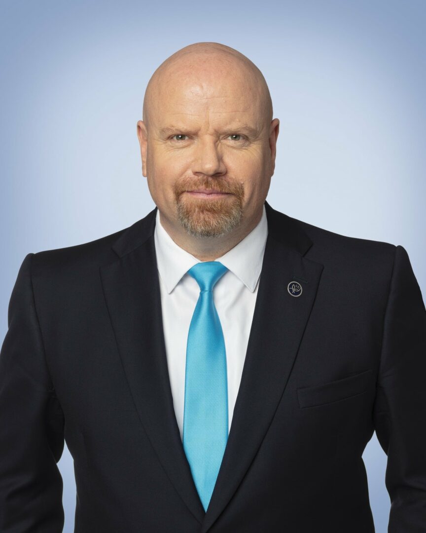André Michel provoque la colère d’Ian Lafrenière