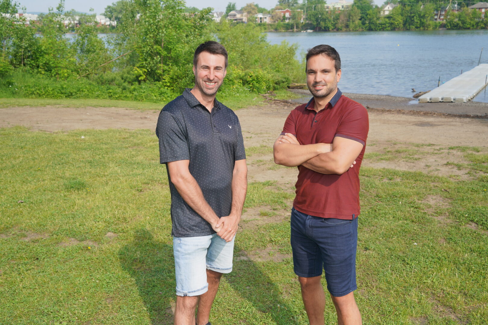 Les résidents d’Otterburn Park Alexandre Michel et Gabriel Dupras sont derrière OPelaï, un événement familial de musique électronique. Photo François Larivière | L’Œil Régional ©