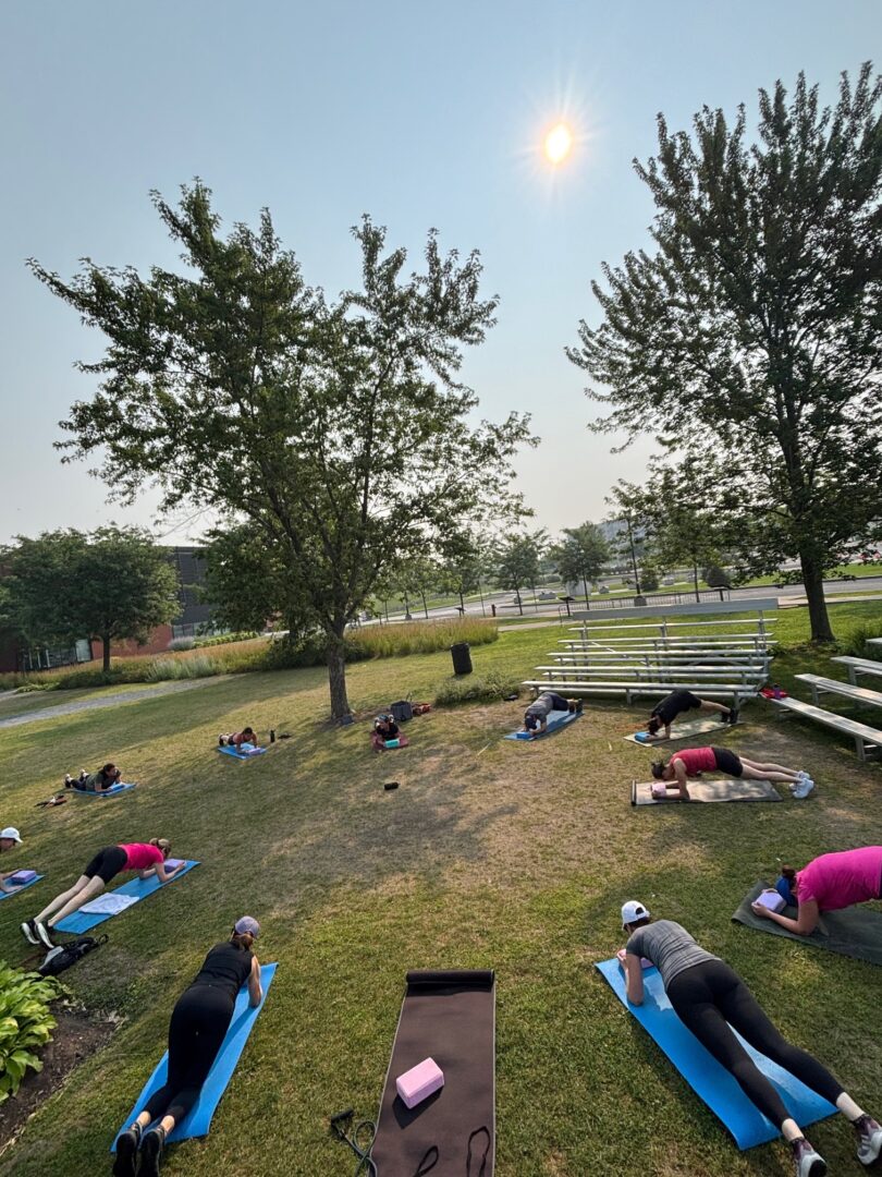 Frédéric Auger a trois franchises de Cardio Plein Air en Montérégie, dont celle de Saint-Bruno-de-Montarville et Saint-Basile-le-Grand, où il invite les gens à bouger et se mettre en forme en plein air.
Photo gracieuseté