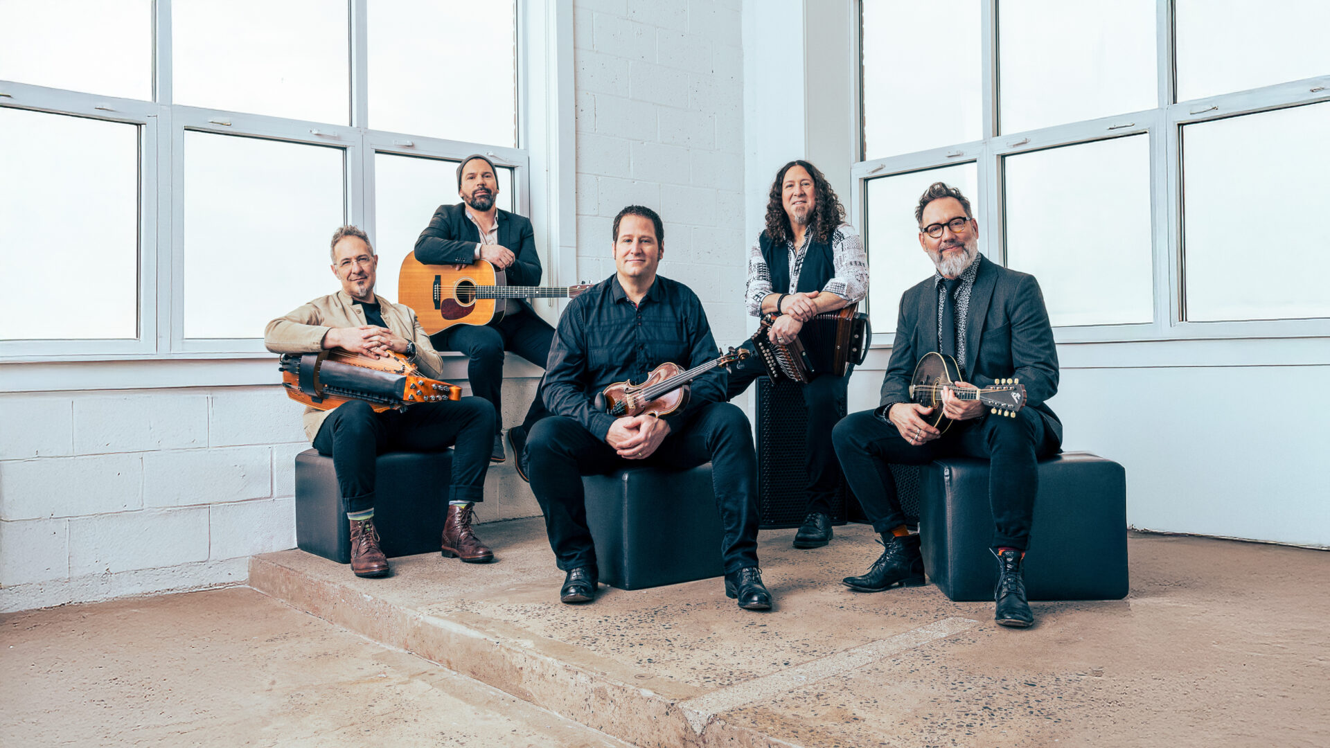 Les membres du groupe Le Vent du Nord, l'Antonien Nicolas Boulerice, André « Dédé » Gagné, André Brunet, Réjean Brunet et Olivier Demers, ont lancé le 10 octobre leur 13e album, Voisinages.
Photo Annie Diotte