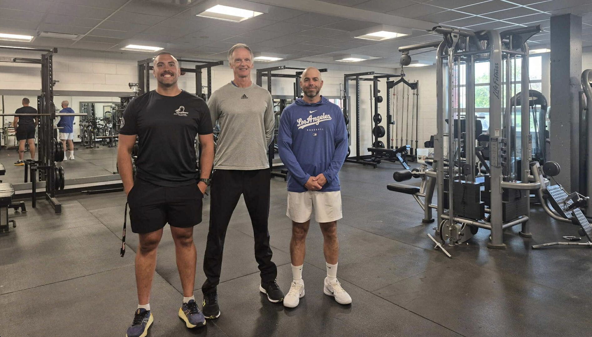 Les enseignants Marc-Antoine Bourget, Yves Leduc et Mathieu Imbeault dans la salle de musculation de Polybel.
Photo gracieuseté
