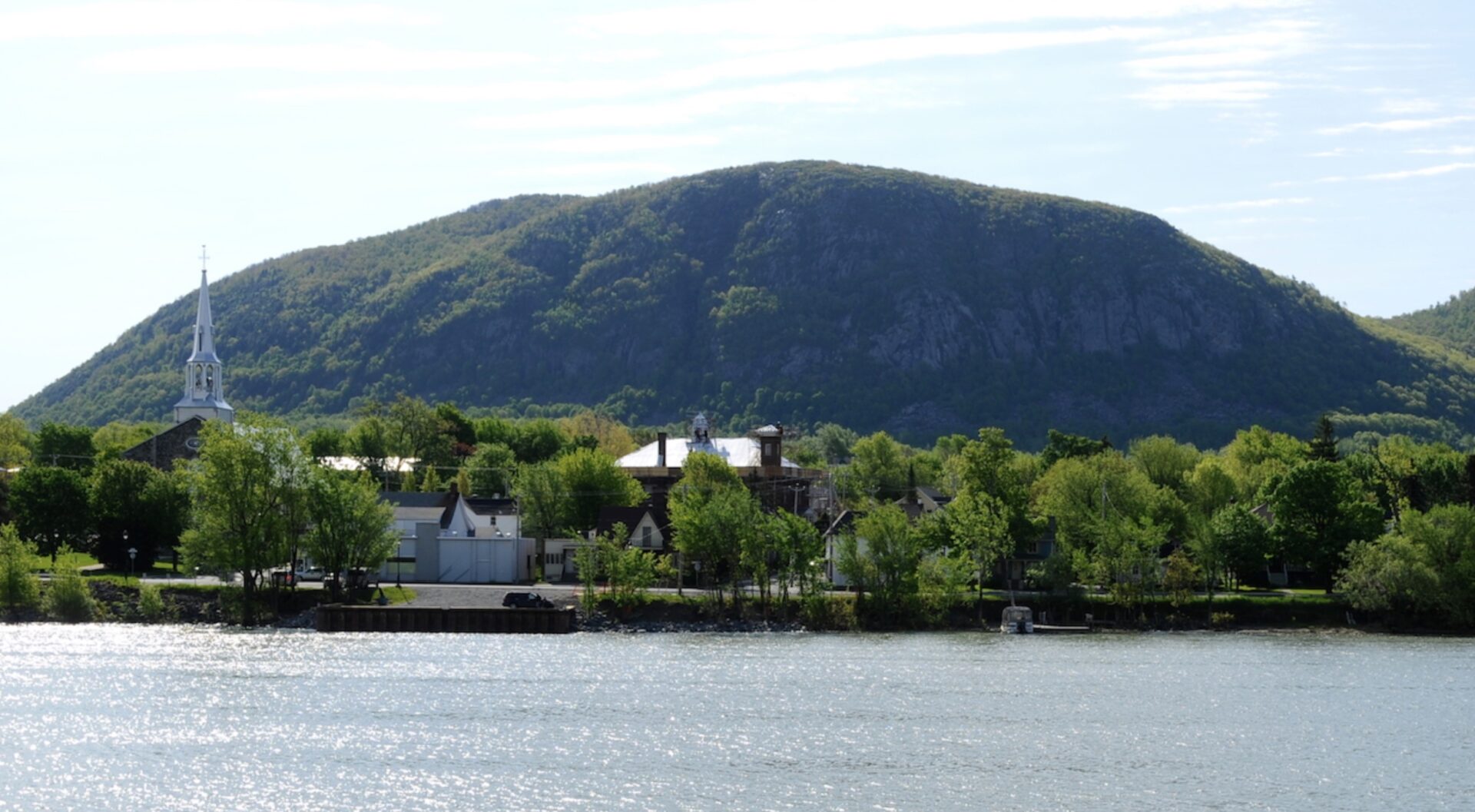 Le mont Saint-Hilaire. Photothèque | L’Œil Régional ©