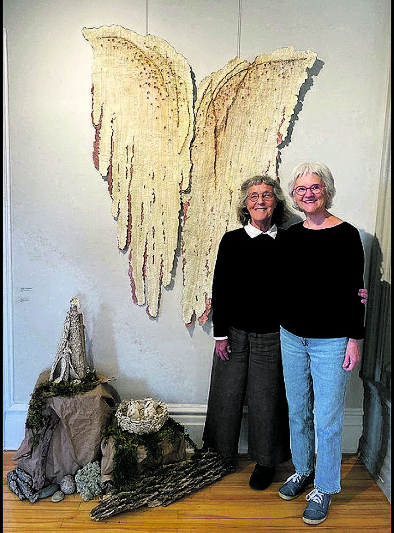 Jusqu’au 30 octobre, les artistes charlerivaines Marie-Ange Samon et Madeleine St Jean présentent l’exposition Ondes à la galerie Pierre-Meunier de Saint-Charles. Photo gracieuseté