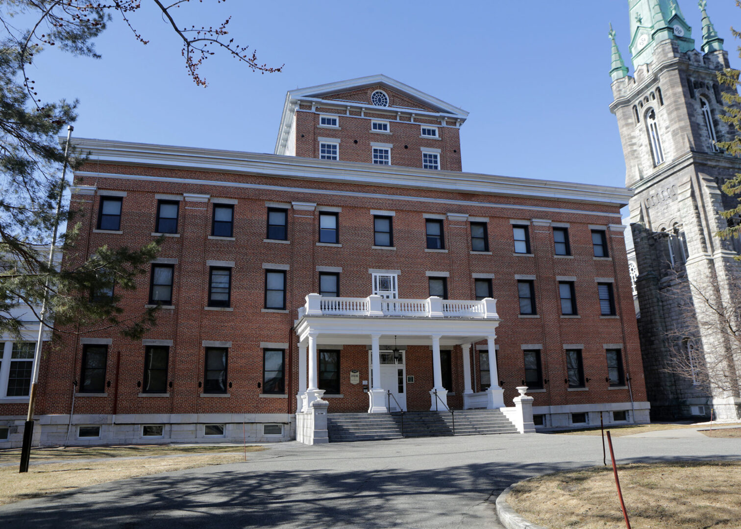 La Cour supérieure a autorisé l’entente de règlement d’environ 9 M$ dans le dossier de l’action collective contre le Diocèse de Saint-Hyacinthe pour agressions sexuelles. Photothèque | L’Œil Régional ©