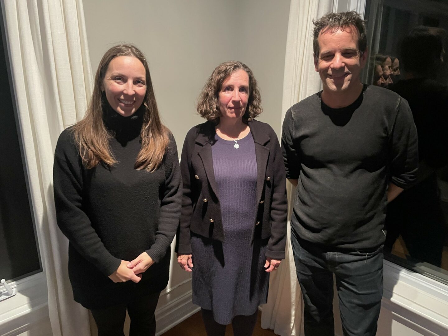 Kim Méthot, à gauche, en compagnie des conseillers Gabrielle Pelletier et Martin Leprohon.